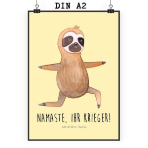 Mr. & Mrs. Panda Poster DIN A2 Faultier Yoga - Gelb Pastell - Geschenk, Poster, Küchenposter, Faultier Yoga (1 St)